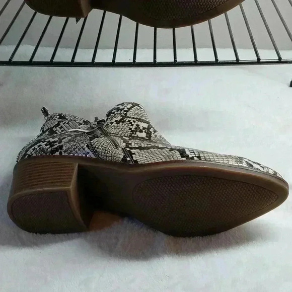 MIA AUDIN Snakeskin printed ankle 👢 - Picture 9 of 9